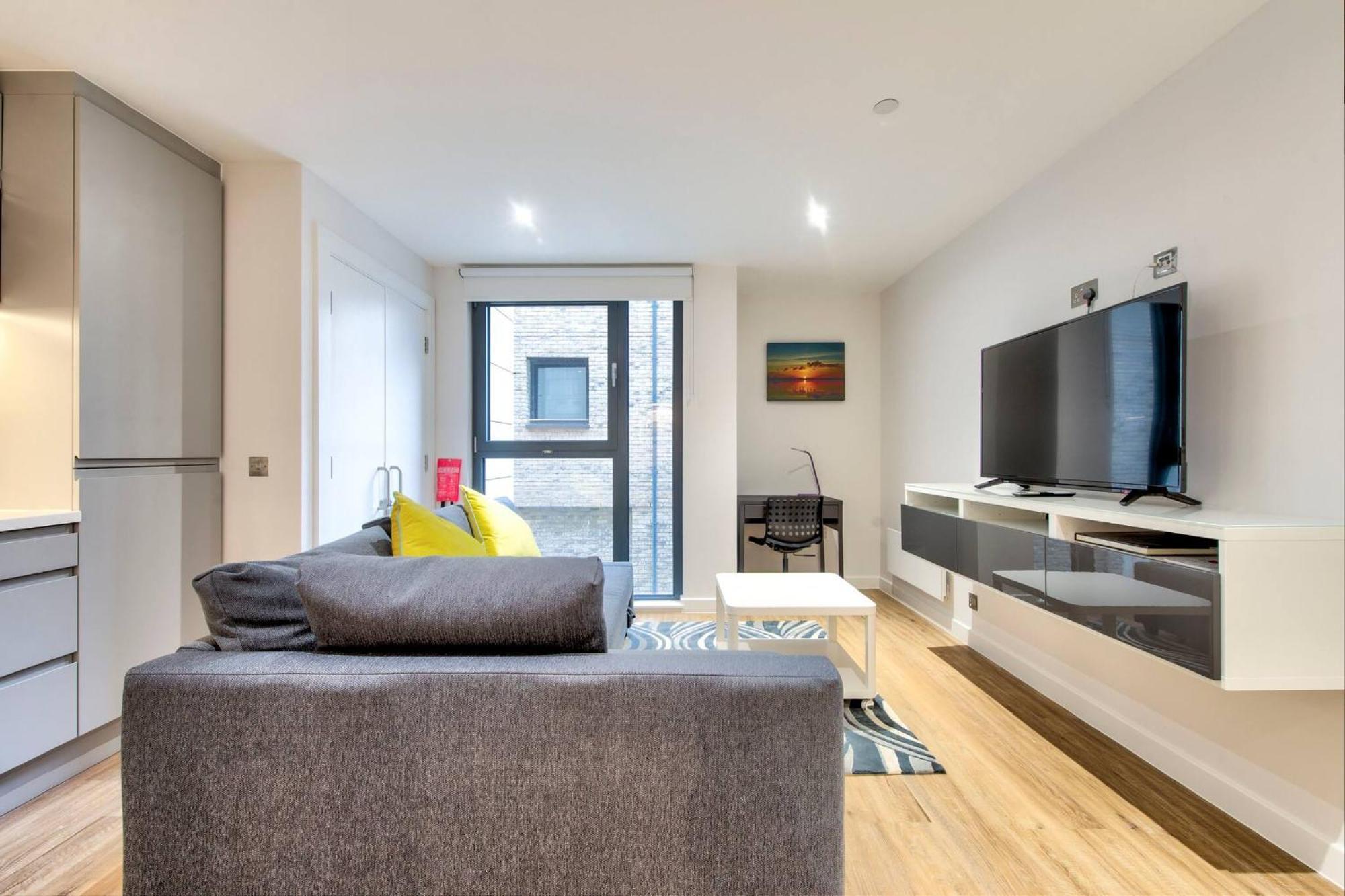 Lovely 1-bedroom Unit Near Castle