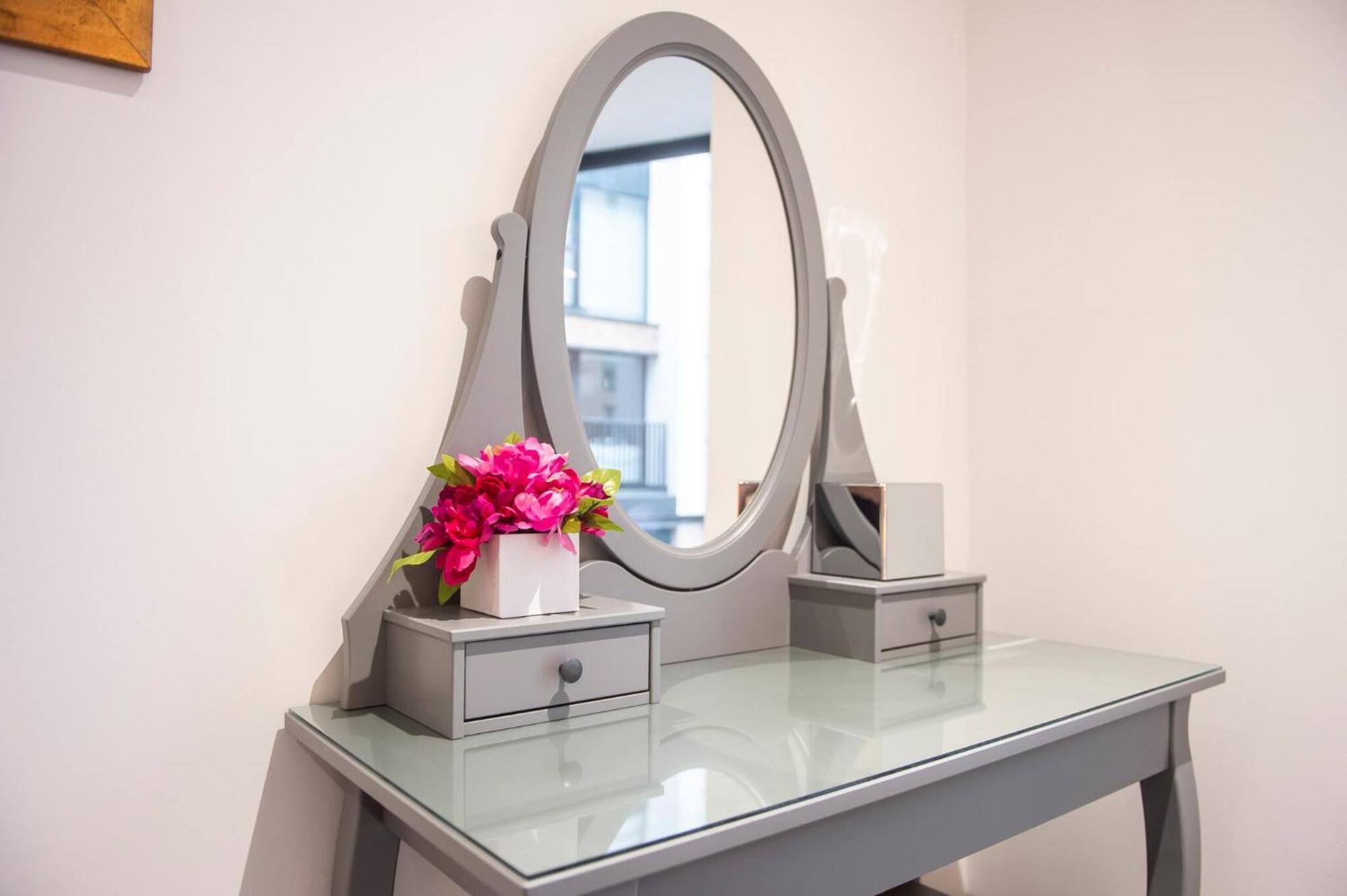 Lovely 1-bedroom Unit Near Castle