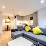 Lovely 1-Bedroom Unit Near Edinburgh Castle