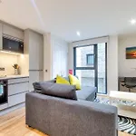 Lovely 1-Bedroom Unit Near Edinburgh Castle