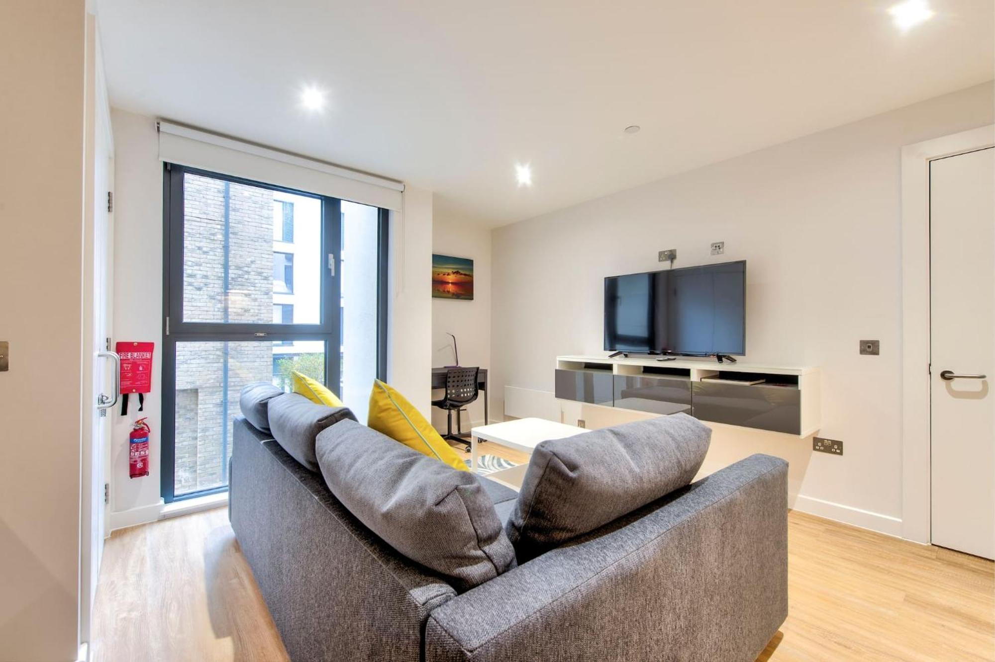Lovely 1-bedroom Unit Near Castle Apartment *