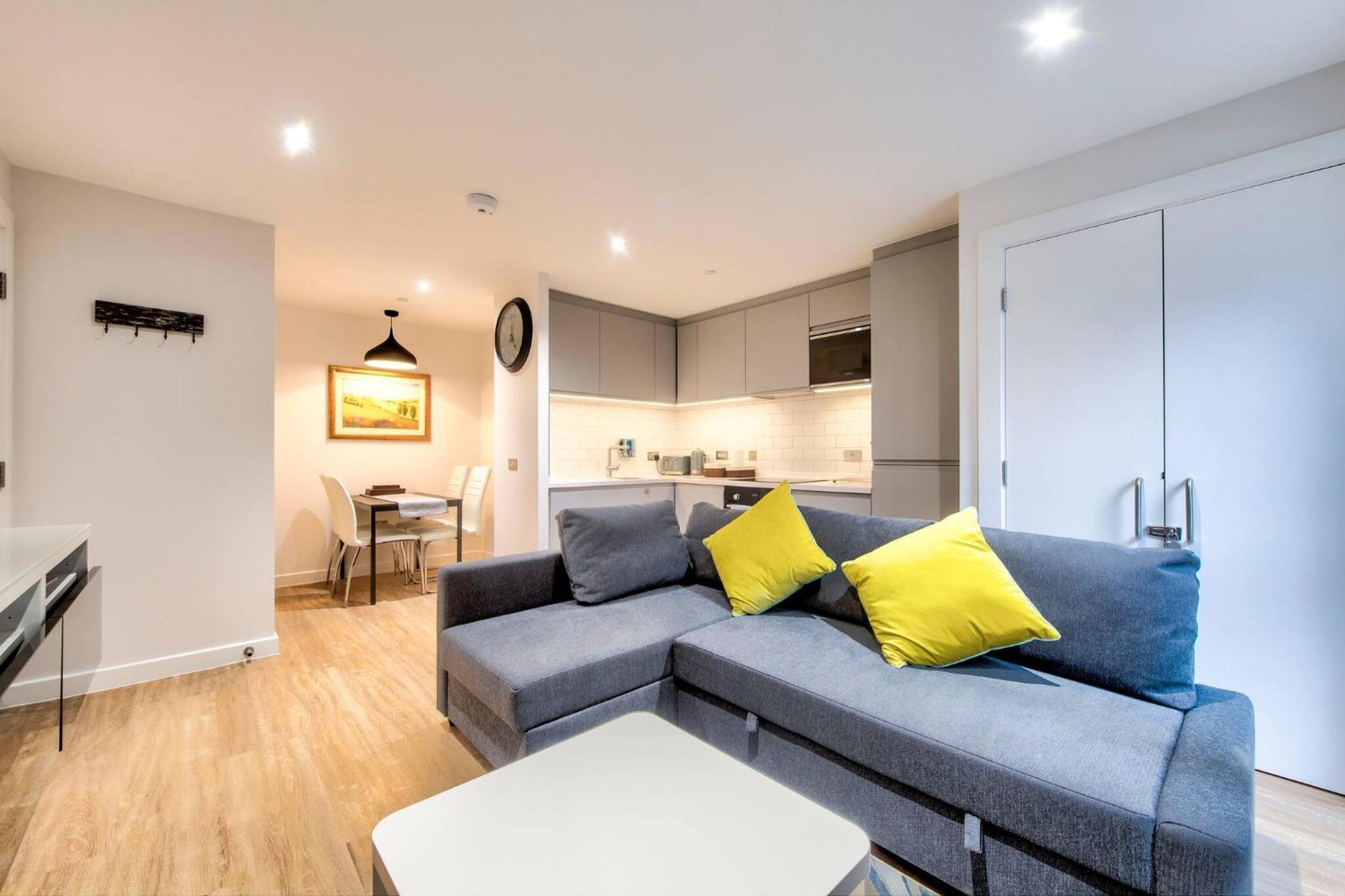 Lovely 1-bedroom Unit Near Castle *